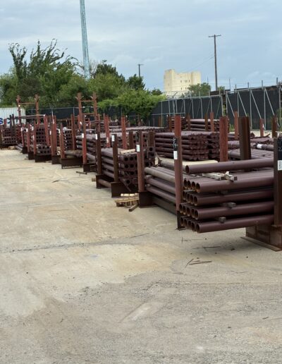 expandable columns in outdoor racks